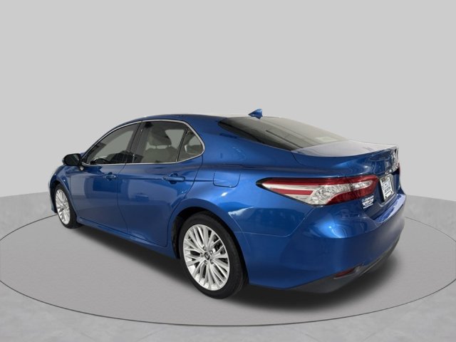 Used 2019 Toyota Camry XLE FWD image 5