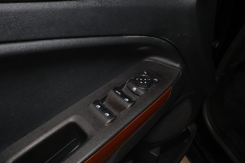 Used 2021 Ford EcoSport SE w/ SE Appearance Package AWD/4WD image 14