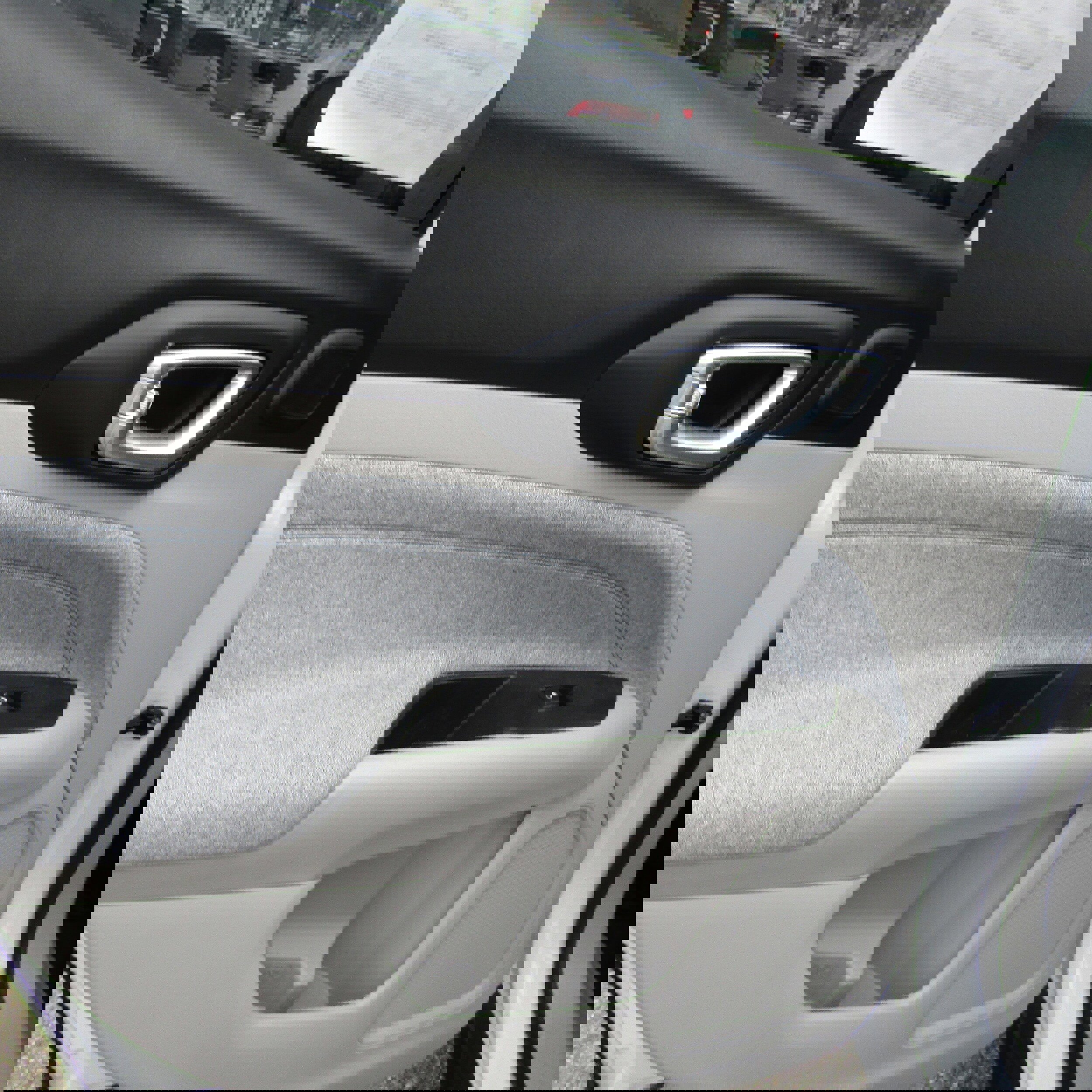 Used 2022 Jeep Compass Latitude w/ Sun and Sound Group image 17