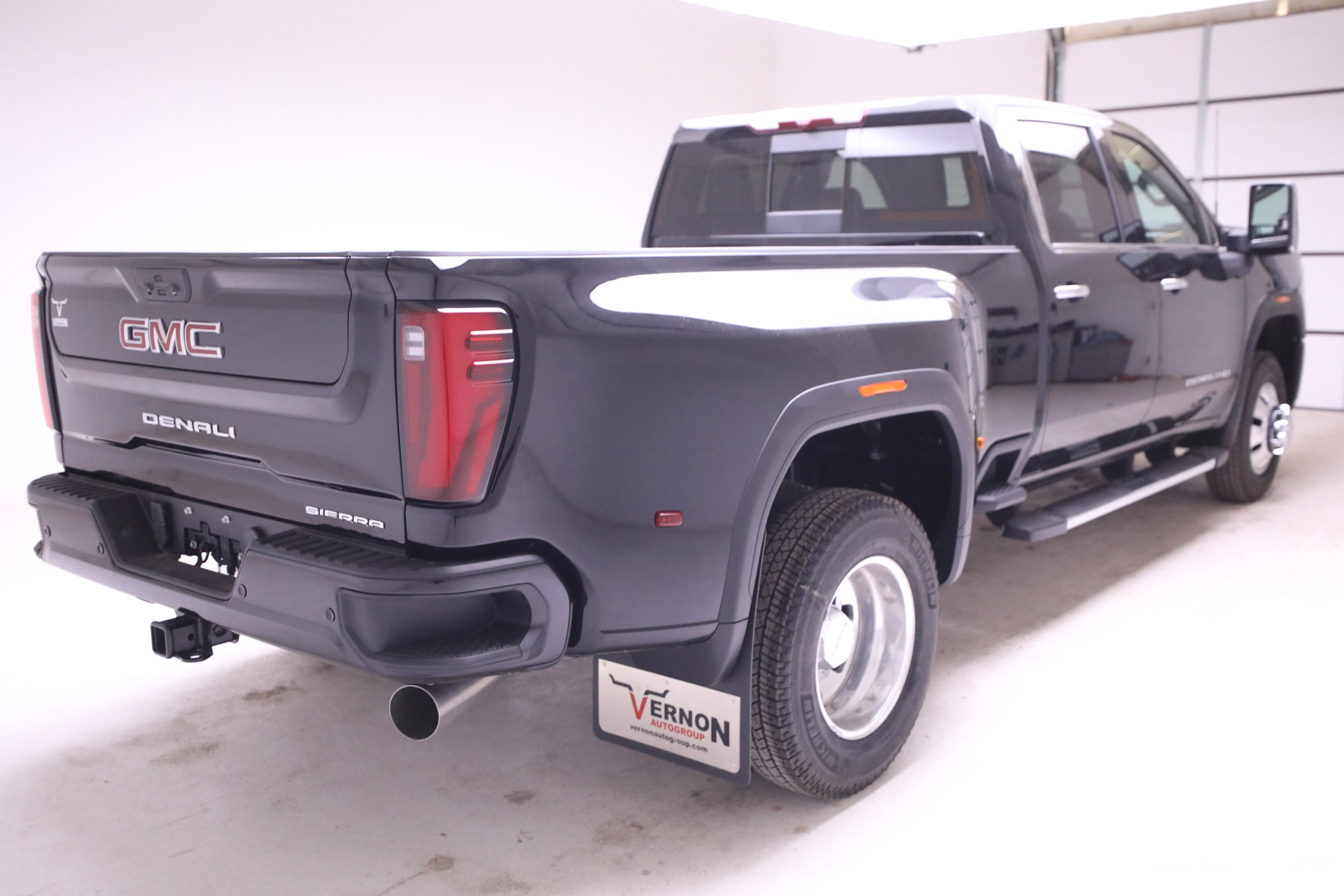 New 2026 GMC Sierra 3500 Denali image 5