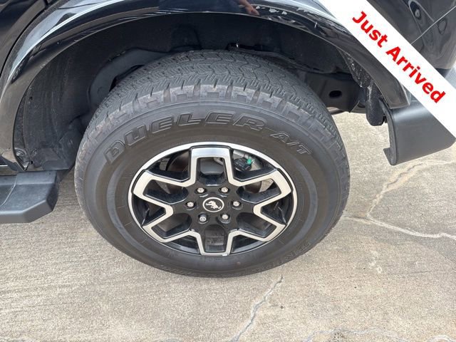 Used 2024 Ford Bronco Outer Banks AWD/4WD image 16