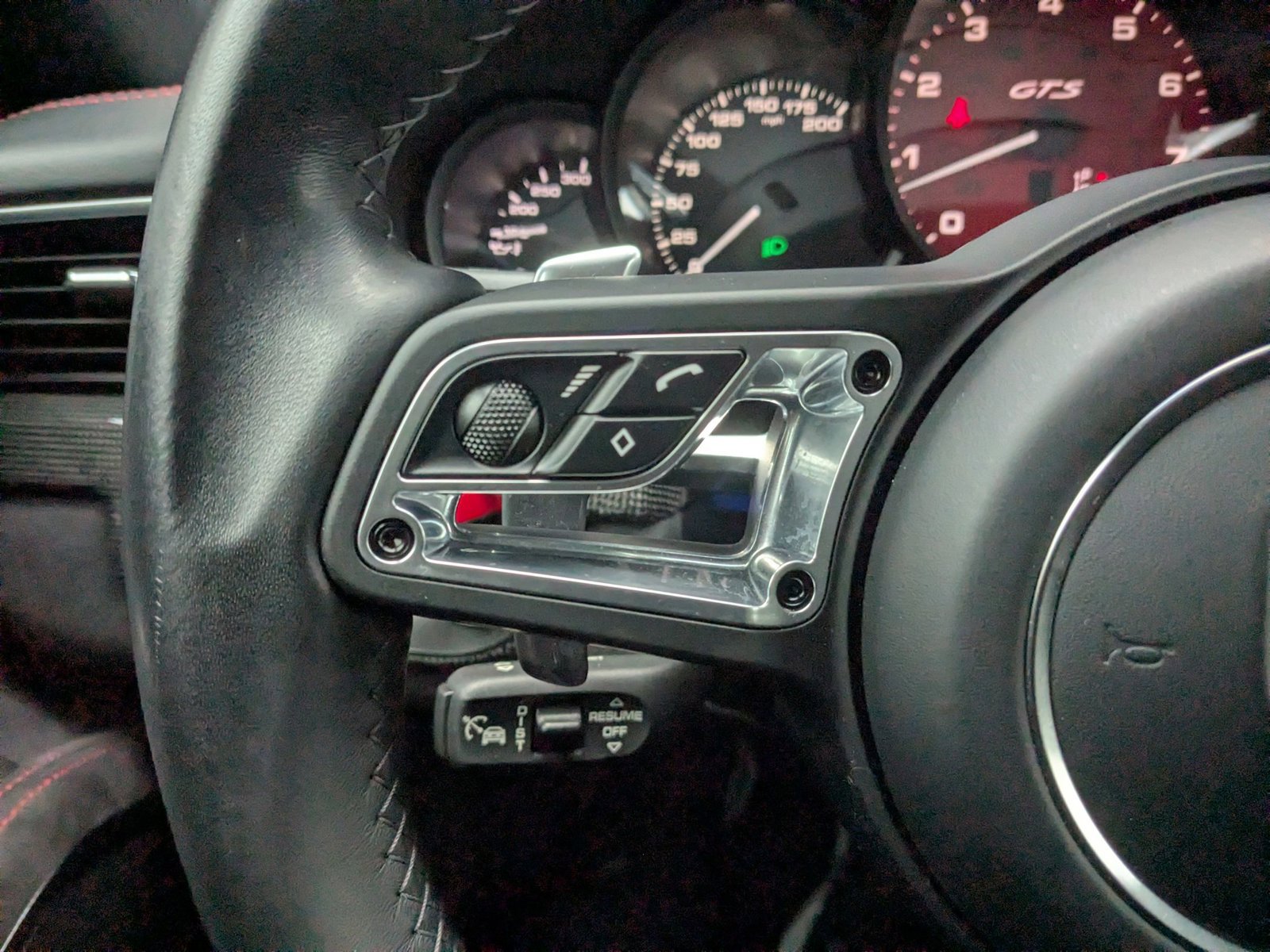 Used 2018 Porsche 911 Targa 4 GTS image 18