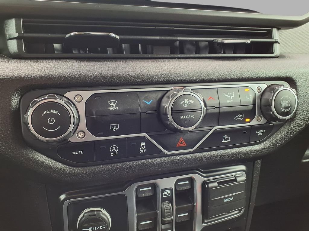 Certified 2024 Jeep Wrangler Sport S image 9