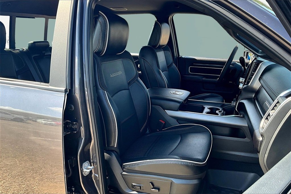 Used 2025 RAM 2500 Laramie w/ Night Edition image 7