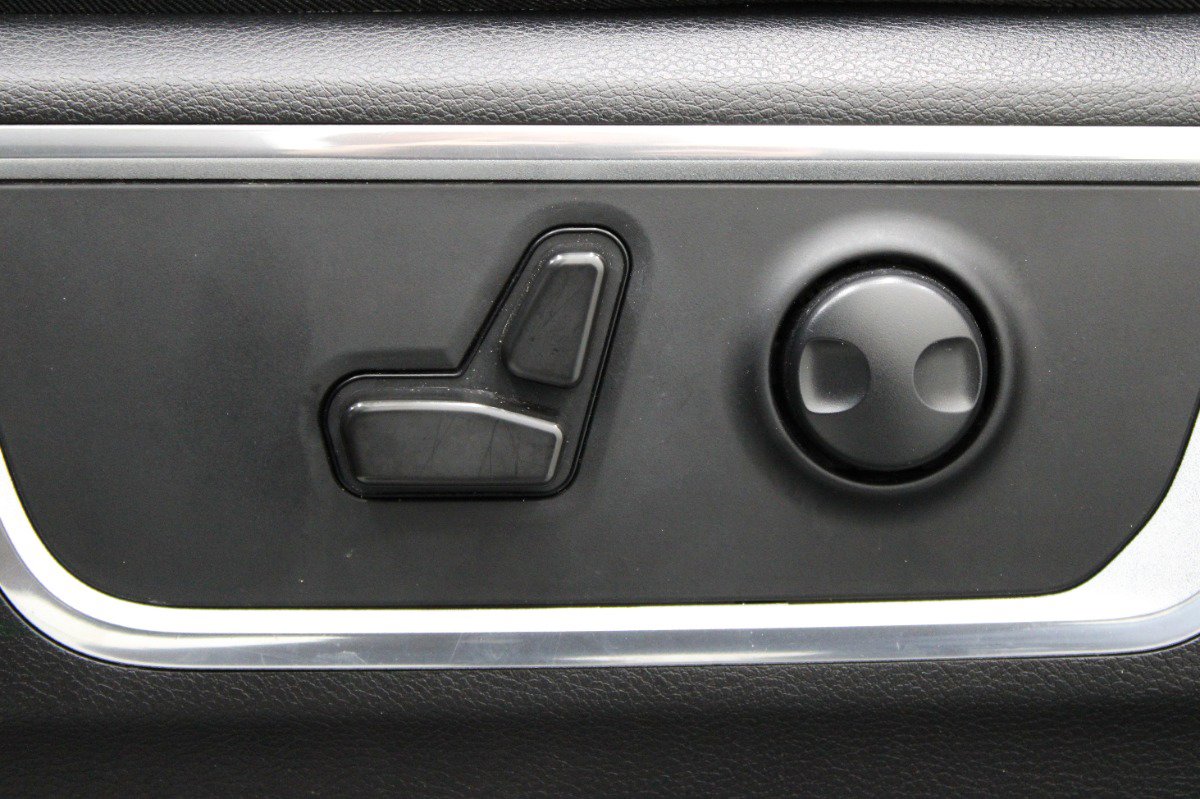 Used 2023 RAM 1500 Laramie image 19