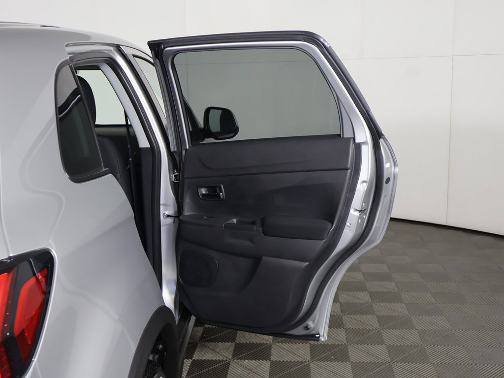 New 2027 Mitsubishi Outlander Sport ES AWD/4WD image 18