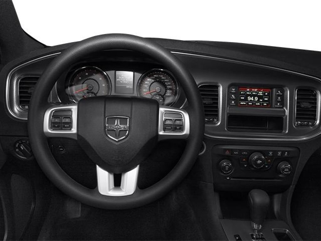 Used 2014 Dodge Charger SXT Plus RWD image 4
