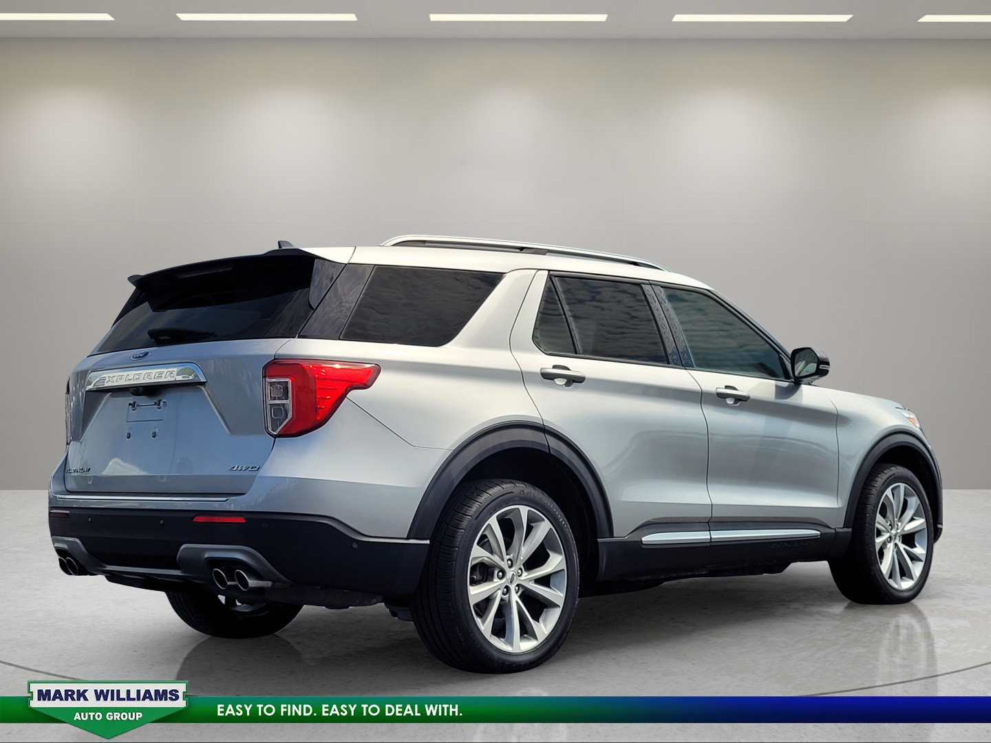 Used 2022 Ford Explorer Platinum w/ Equipment Group 601A AWD/4WD image 4