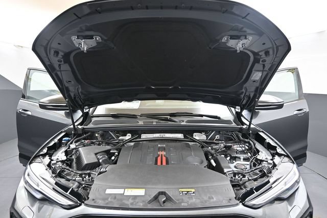 New 2026 Audi SQ5 Premium Plus AWD/4WD image 9