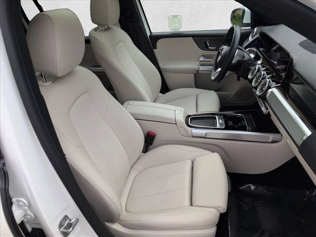 Used 2024 Mercedes-Benz EQB 250+ image 23