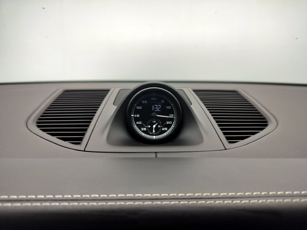 Certified 2023 Porsche Macan GTS AWD/4WD image 13