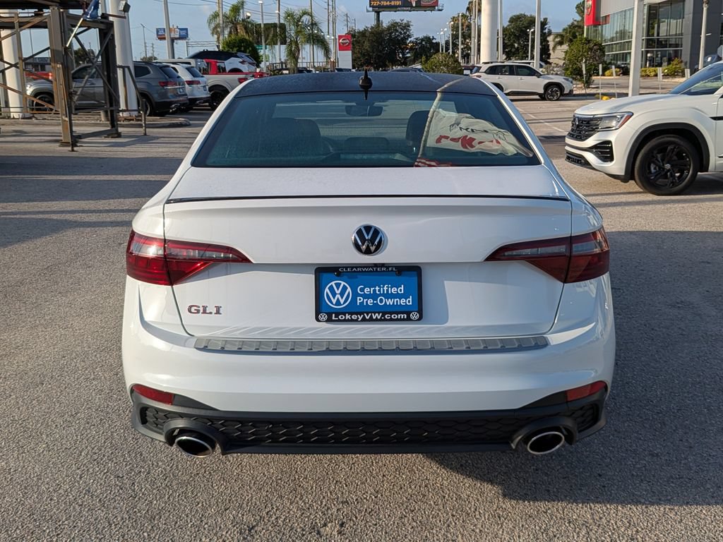 Certified 2022 Volkswagen Jetta GLI Autobahn w/ GLI Black Package FWD image 5