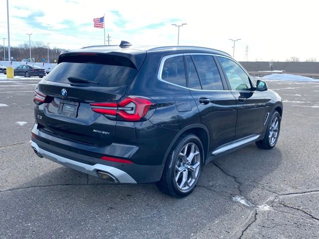 Used 2023 BMW X3 xDrive30i image 3