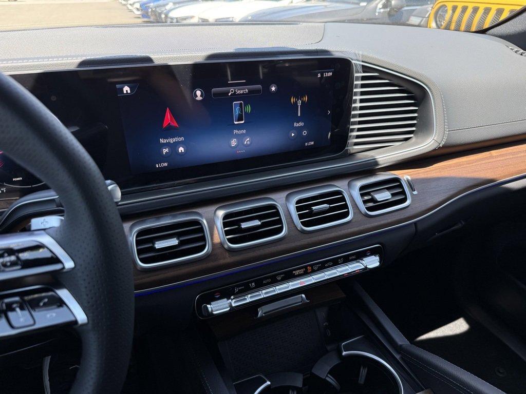 New 2025 Mercedes-Benz GLS 450 4MATIC image 8