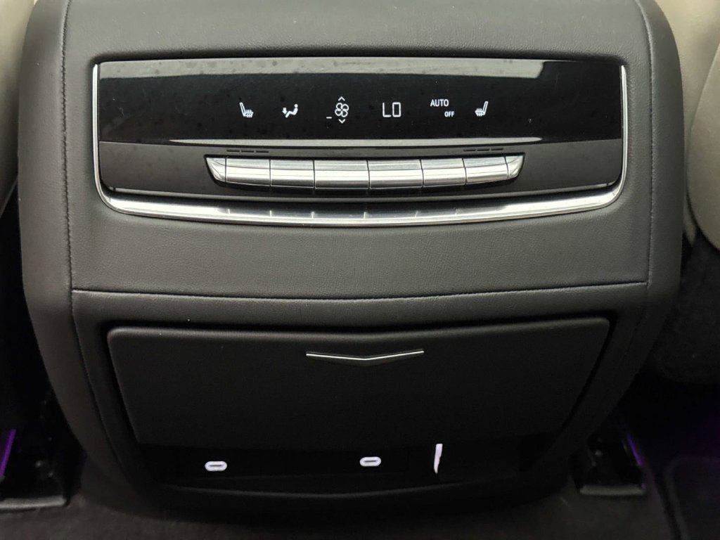 Used 2022 Cadillac Escalade Sport w/ Touring Package AWD/4WD image 18