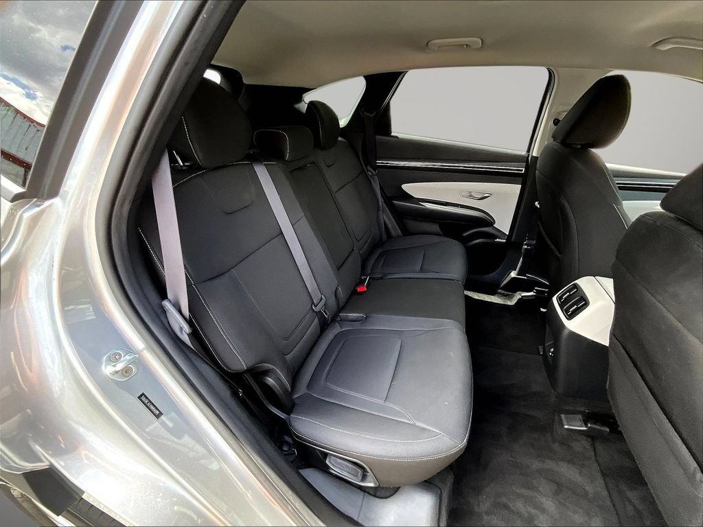 Certified 2022 Hyundai Tucson SEL w/ Cargo Package AWD/4WD image 24