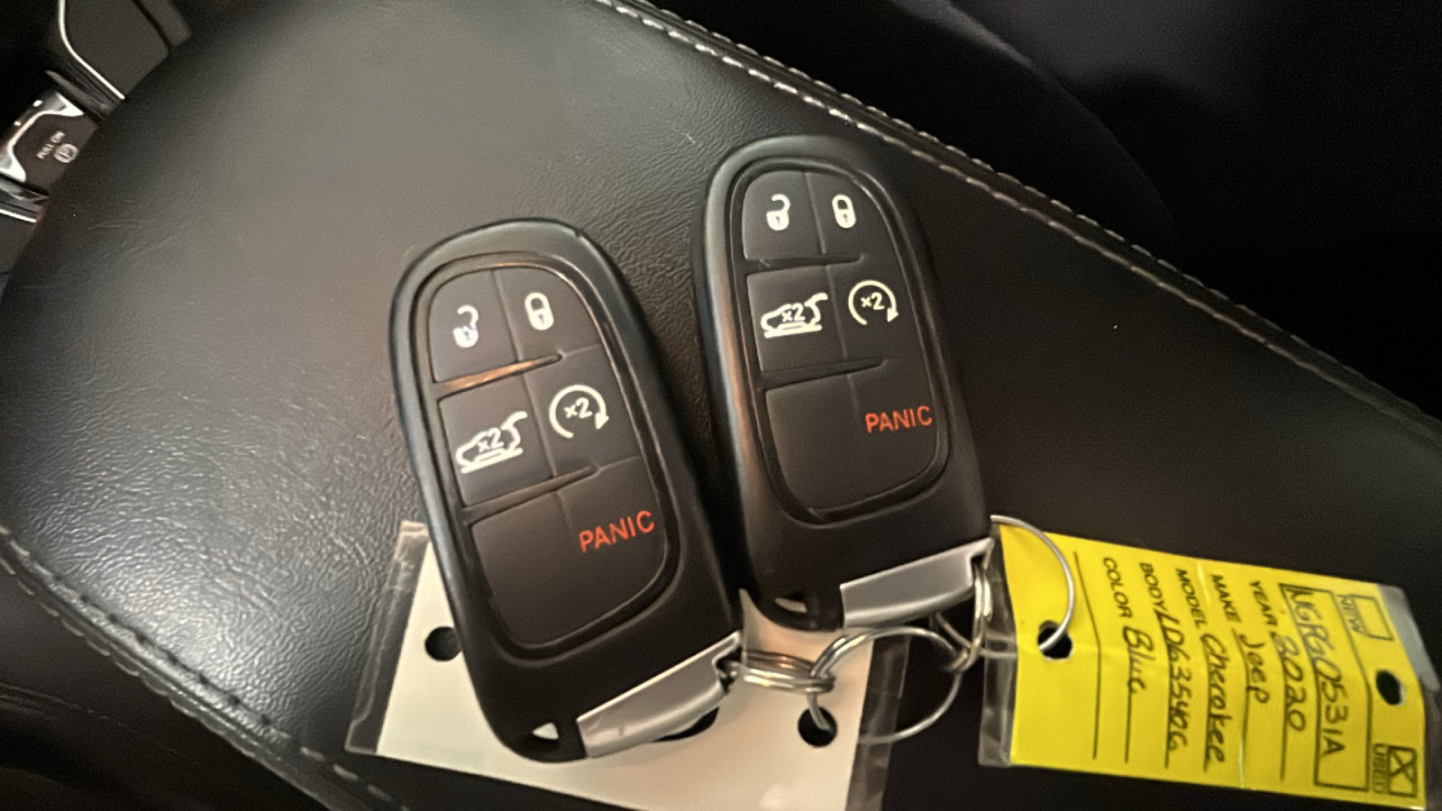 Used 2020 Jeep Cherokee Limited AWD/4WD image 24