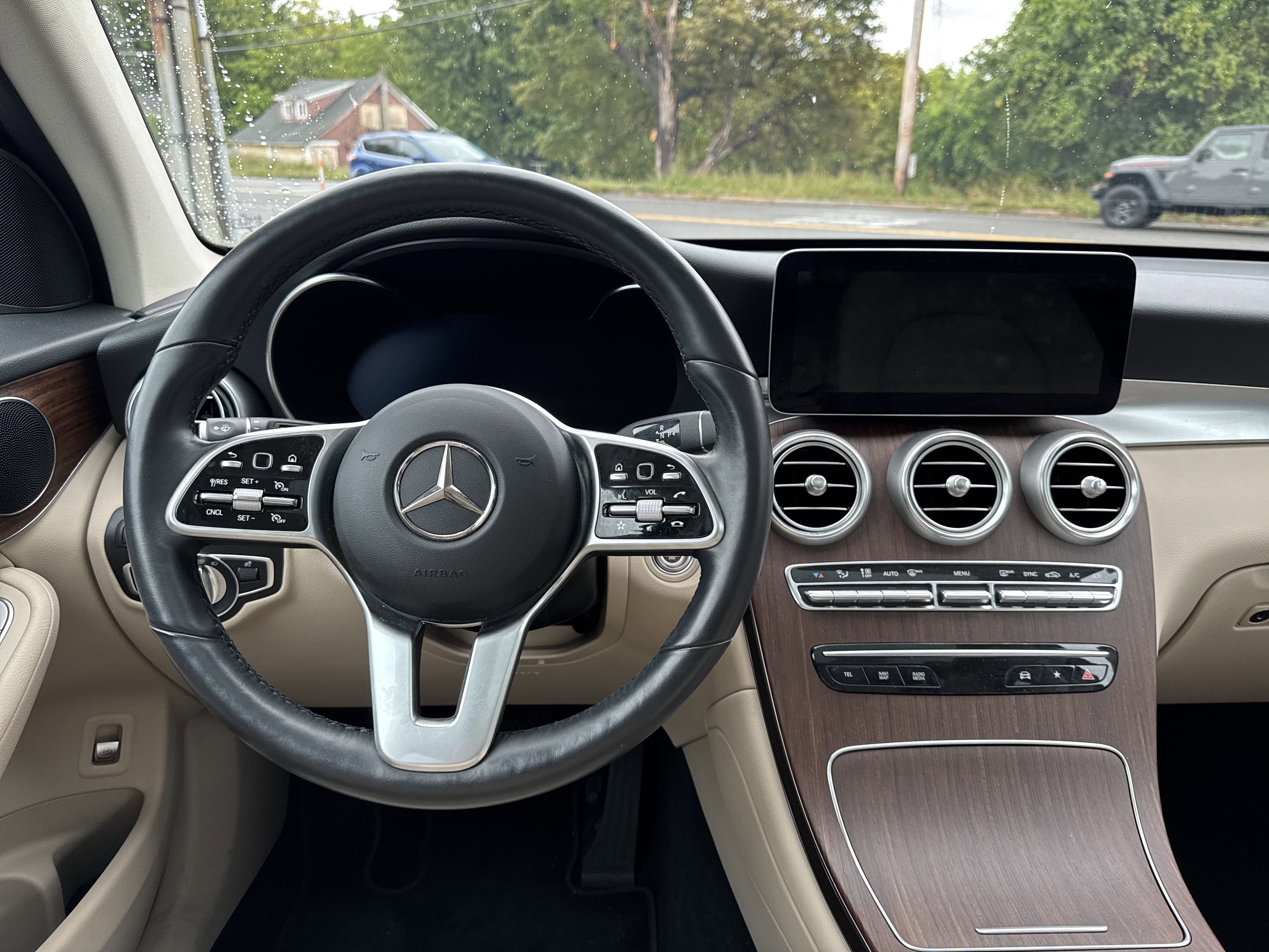 Certified 2022 Mercedes-Benz GLC 300 4MATIC image 12