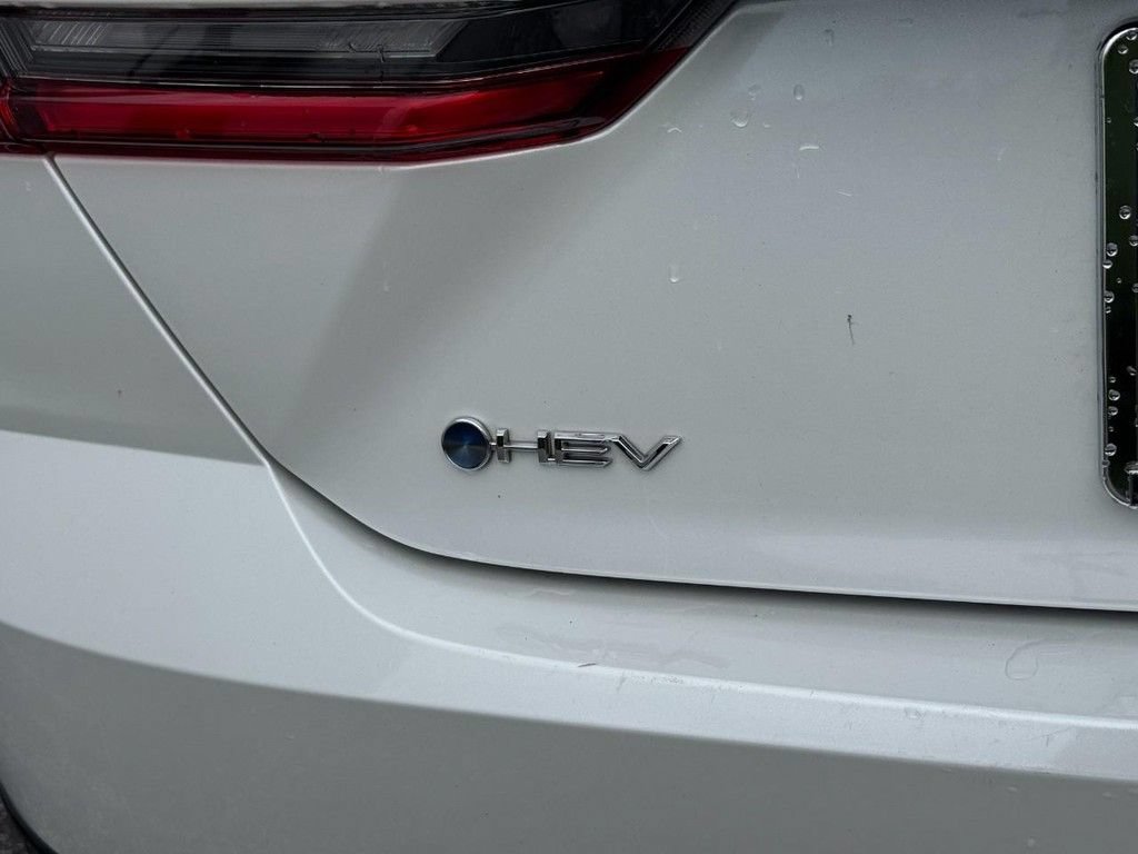 Used 2026 Toyota Camry XLE FWD image 7