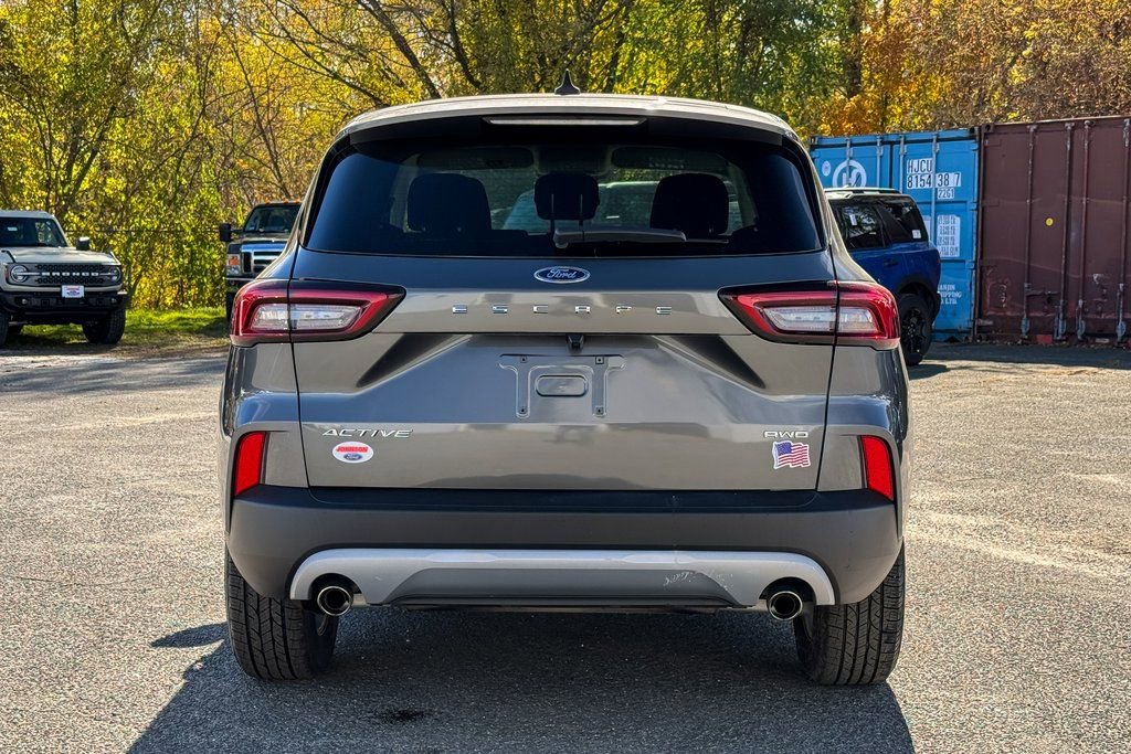 Certified 2024 Ford Escape Active image 4