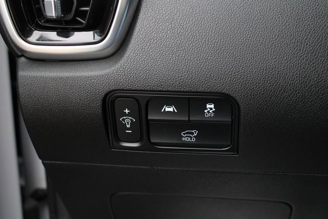 Used 2023 Kia Sorento SX image 10