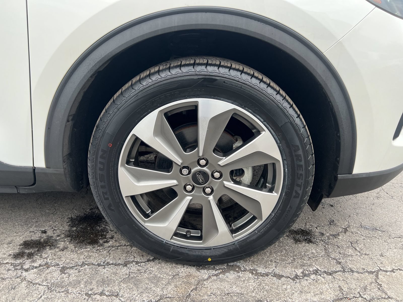 Used 2023 Ford Escape Platinum AWD/4WD image 40
