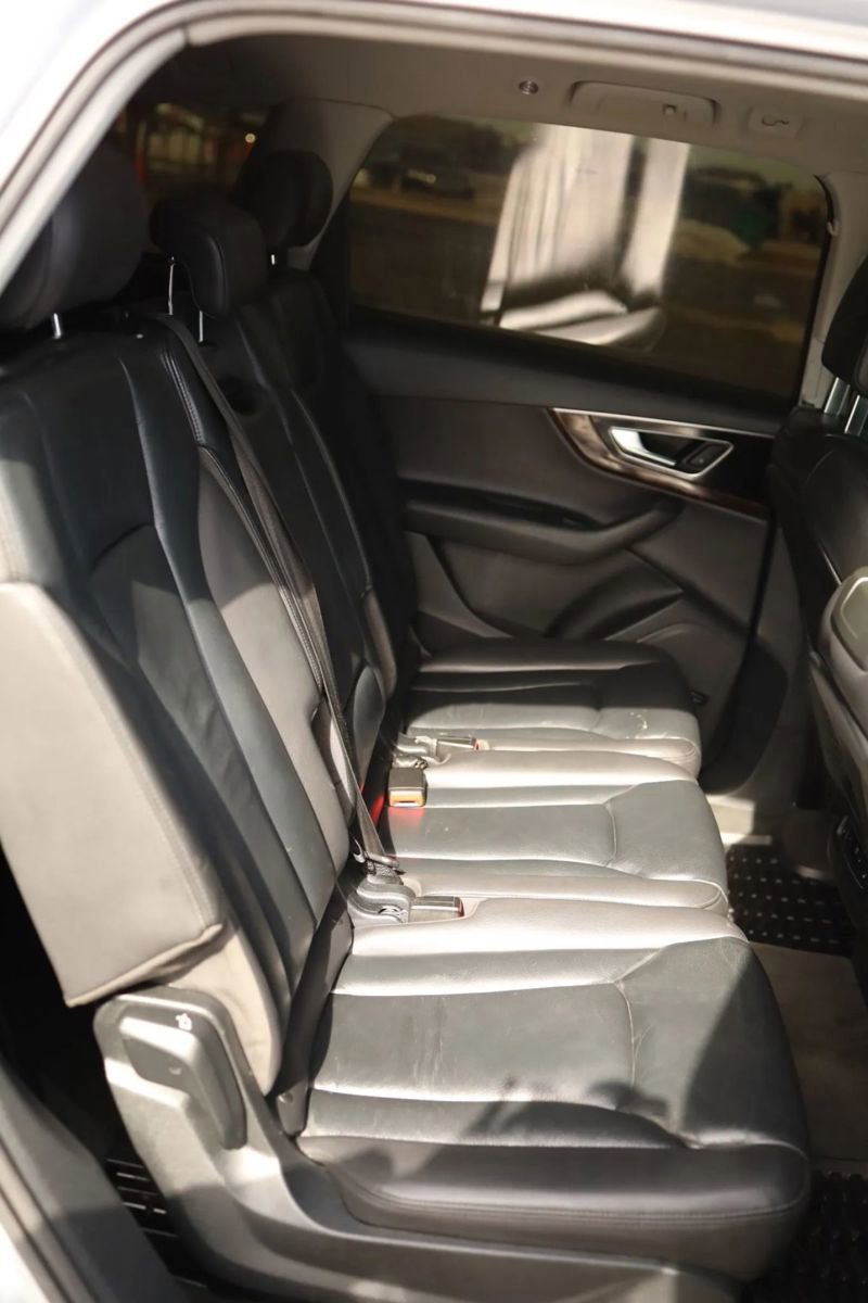 Used 2018 Audi Q7 3.0T Premium Plus w/ Premium Plus Package image 49