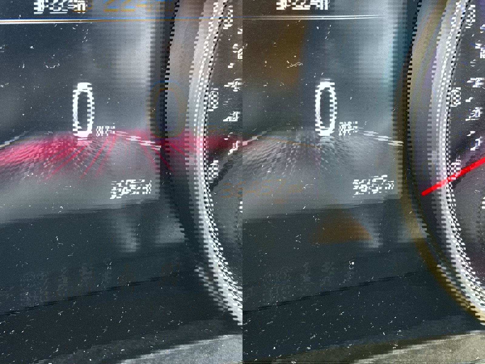 Used 2024 Kia Carnival LX image 24