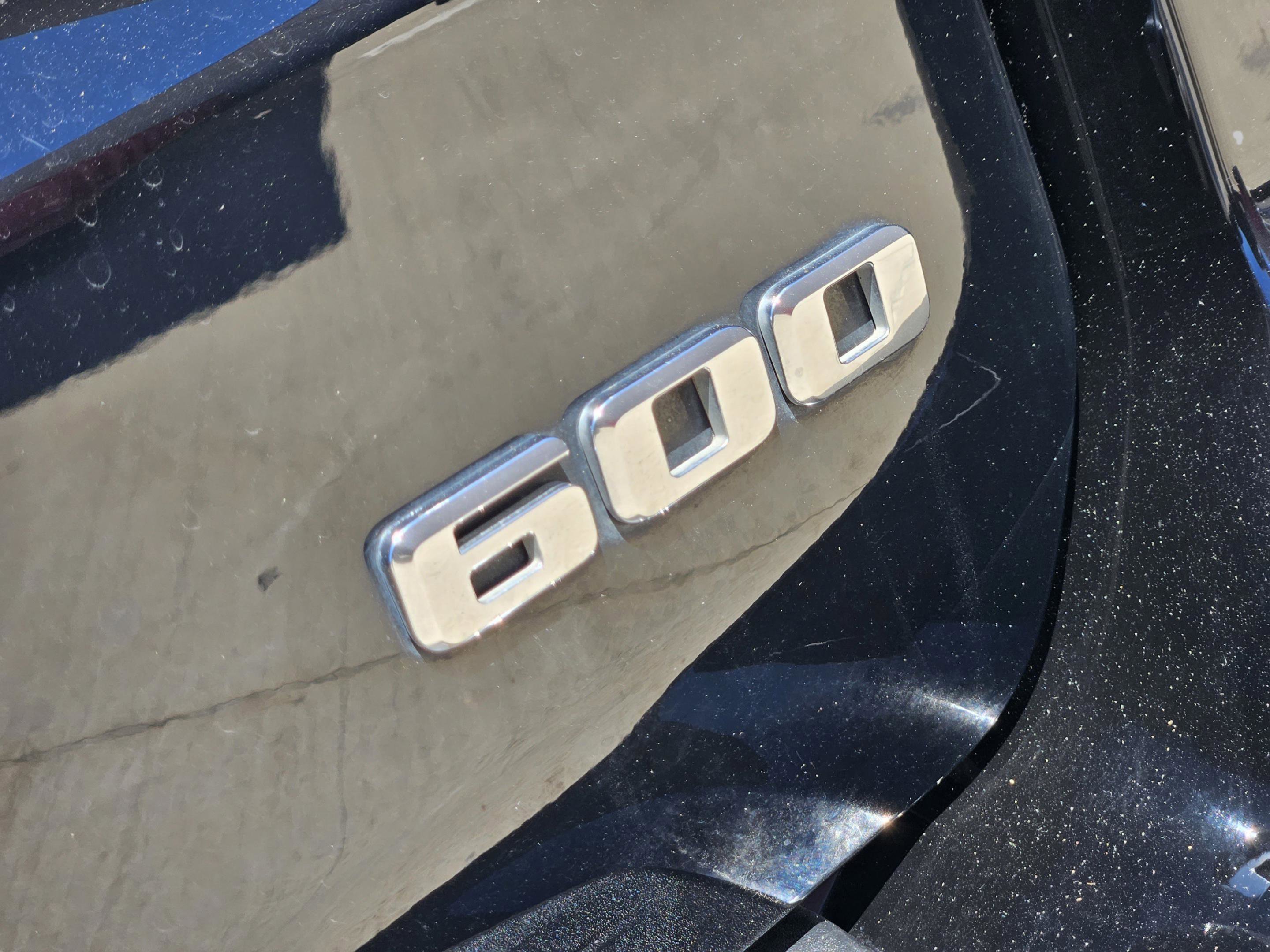 Used 2021 Cadillac Escalade Premium Luxury image 31