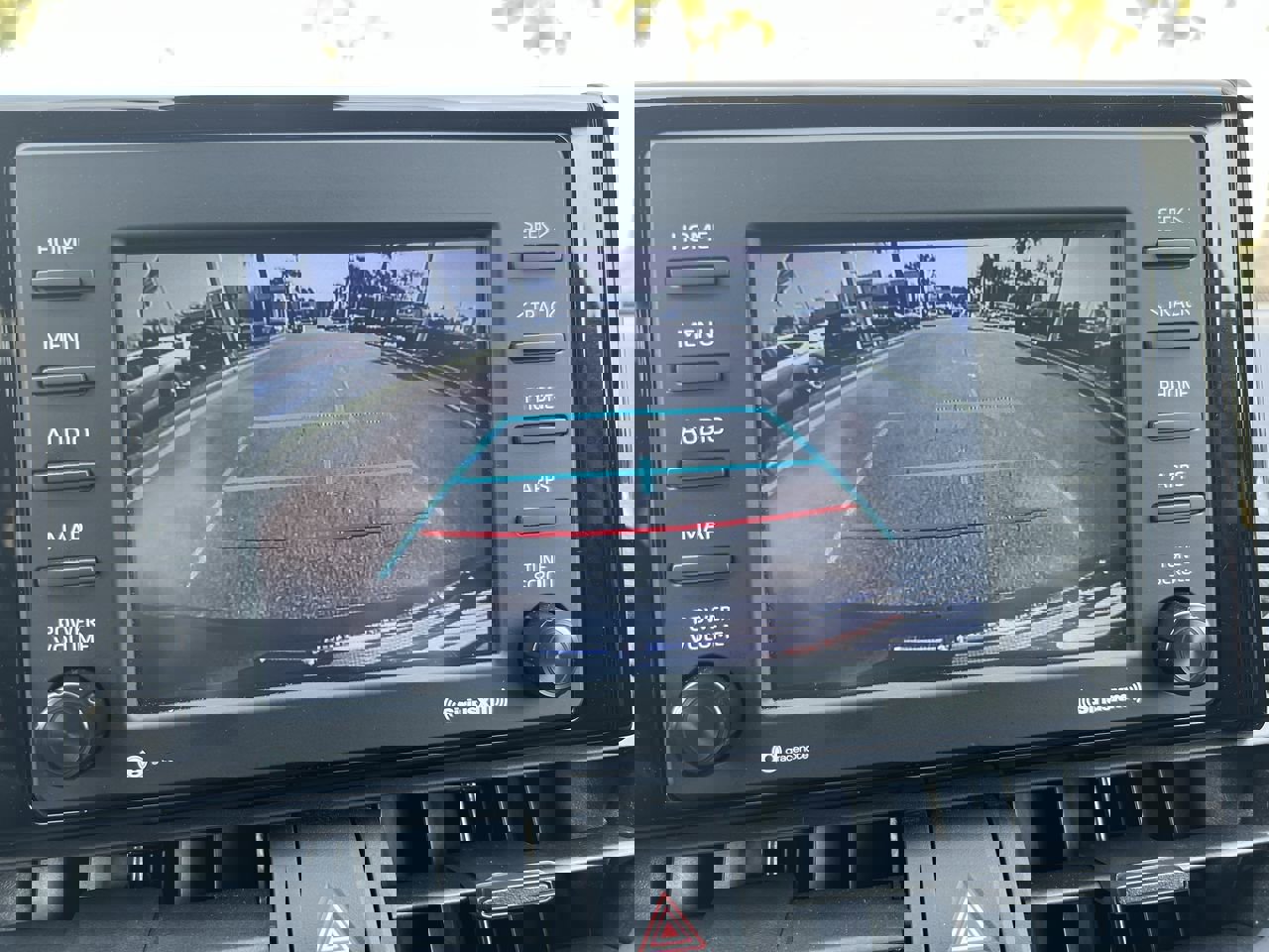 Used 2022 Toyota RAV4 XLE w/ Carpet Mat Package (TMS) image 25