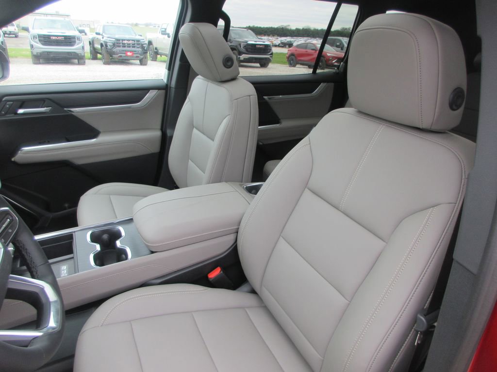 New 2026 GMC Acadia Elevation image 12