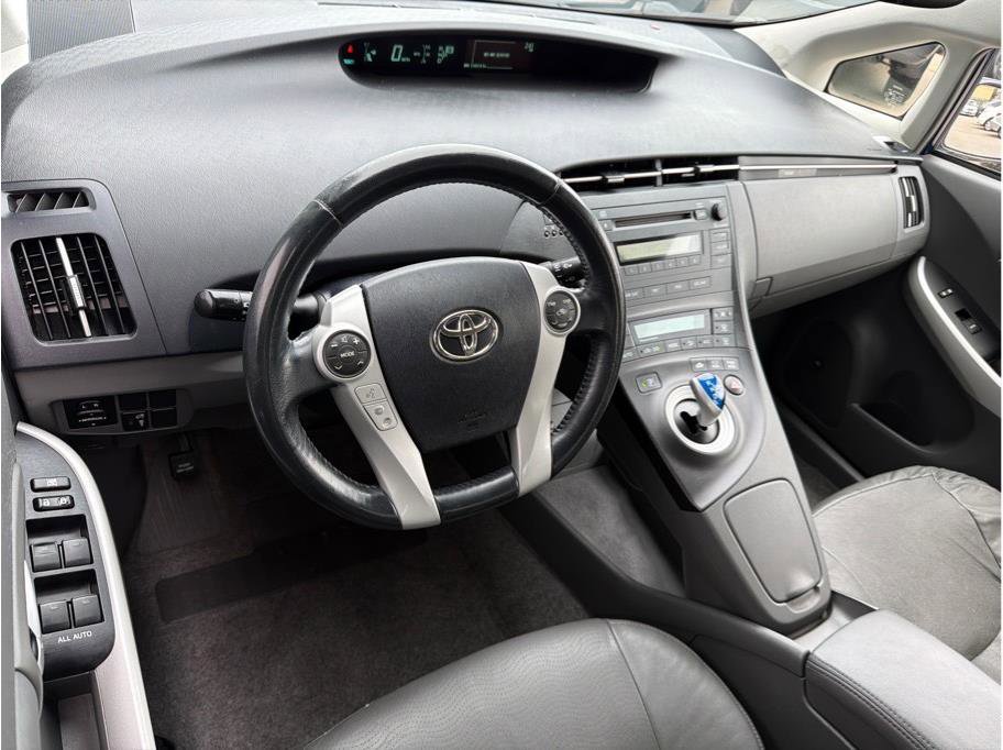 Used 2010 Toyota Prius One FWD image 2