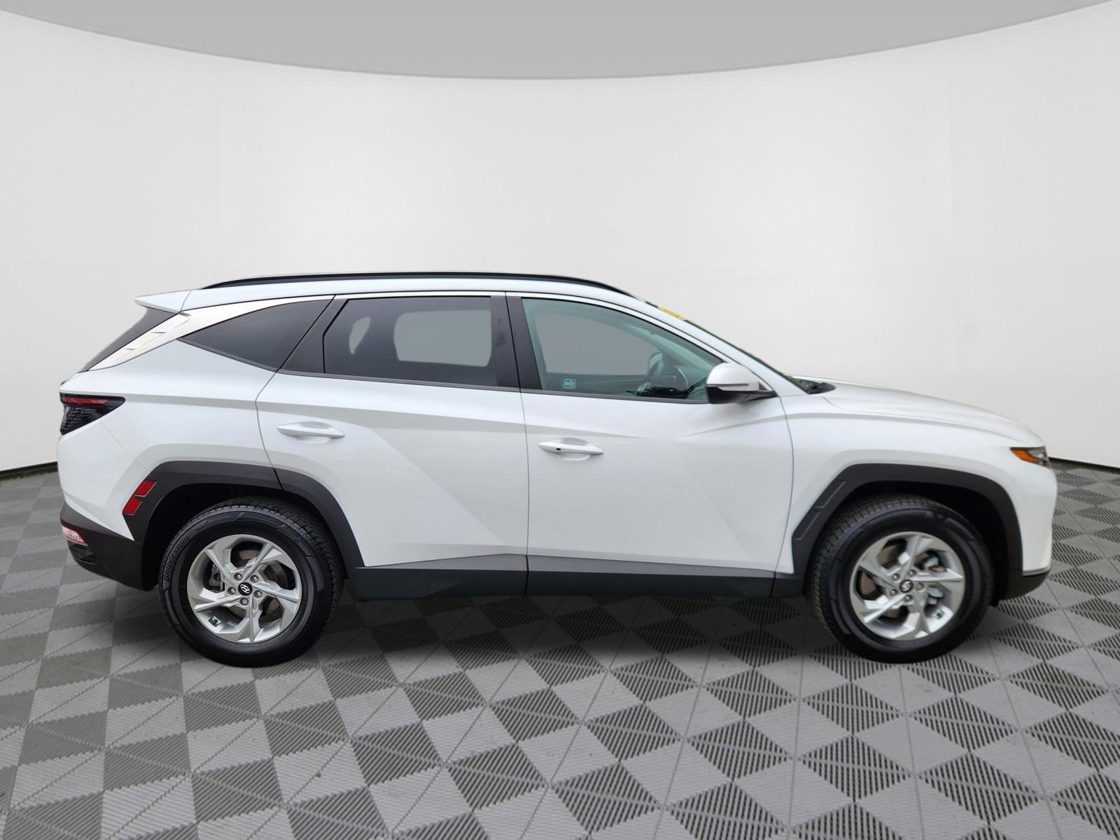 Certified 2022 Hyundai Tucson SEL AWD/4WD image 6