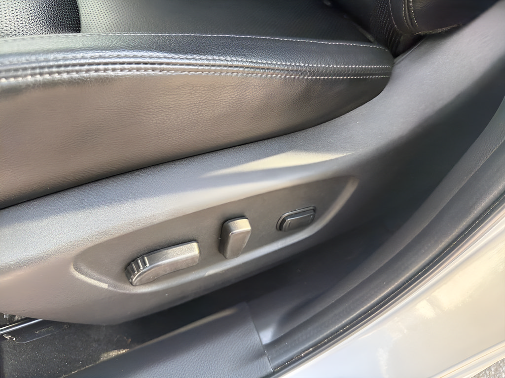Used 2022 Nissan Rogue Sport SL w/ Premium Package AWD/4WD image 16