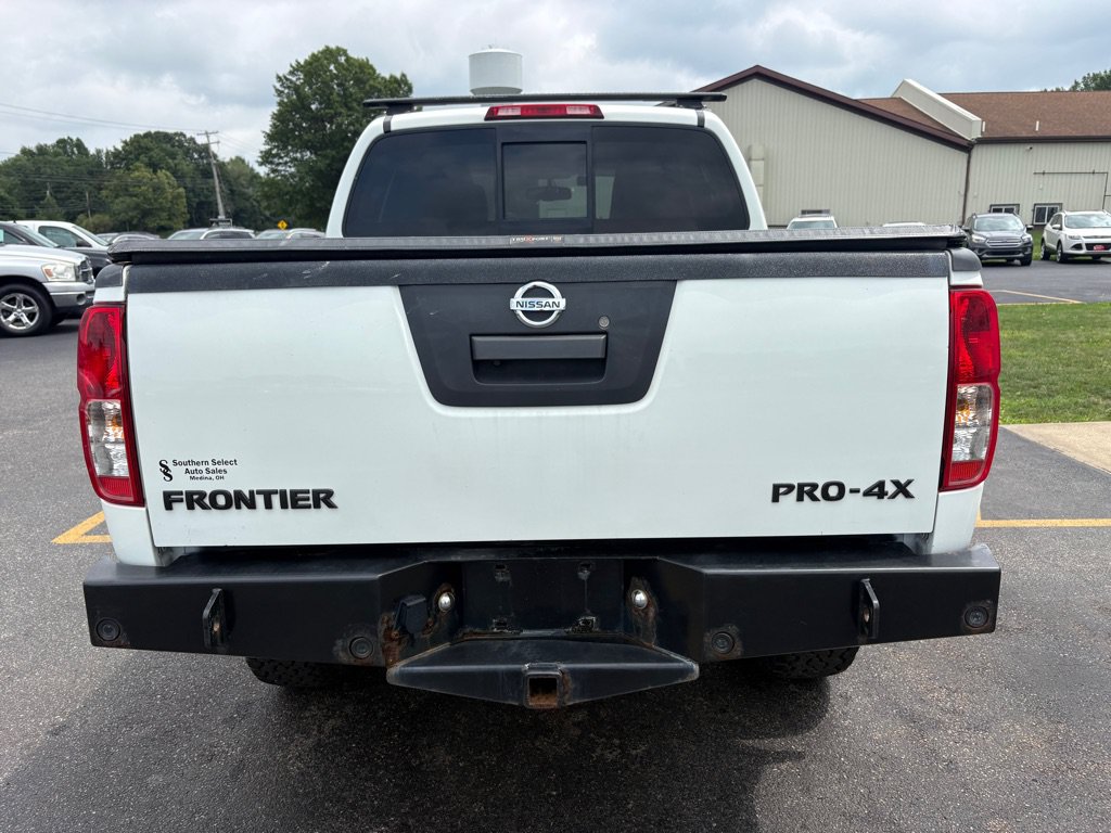 Used 2016 Nissan Frontier PRO-4X AWD/4WD image 7