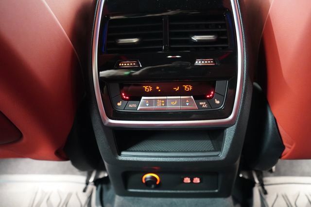 Used 2025 BMW XM image 31