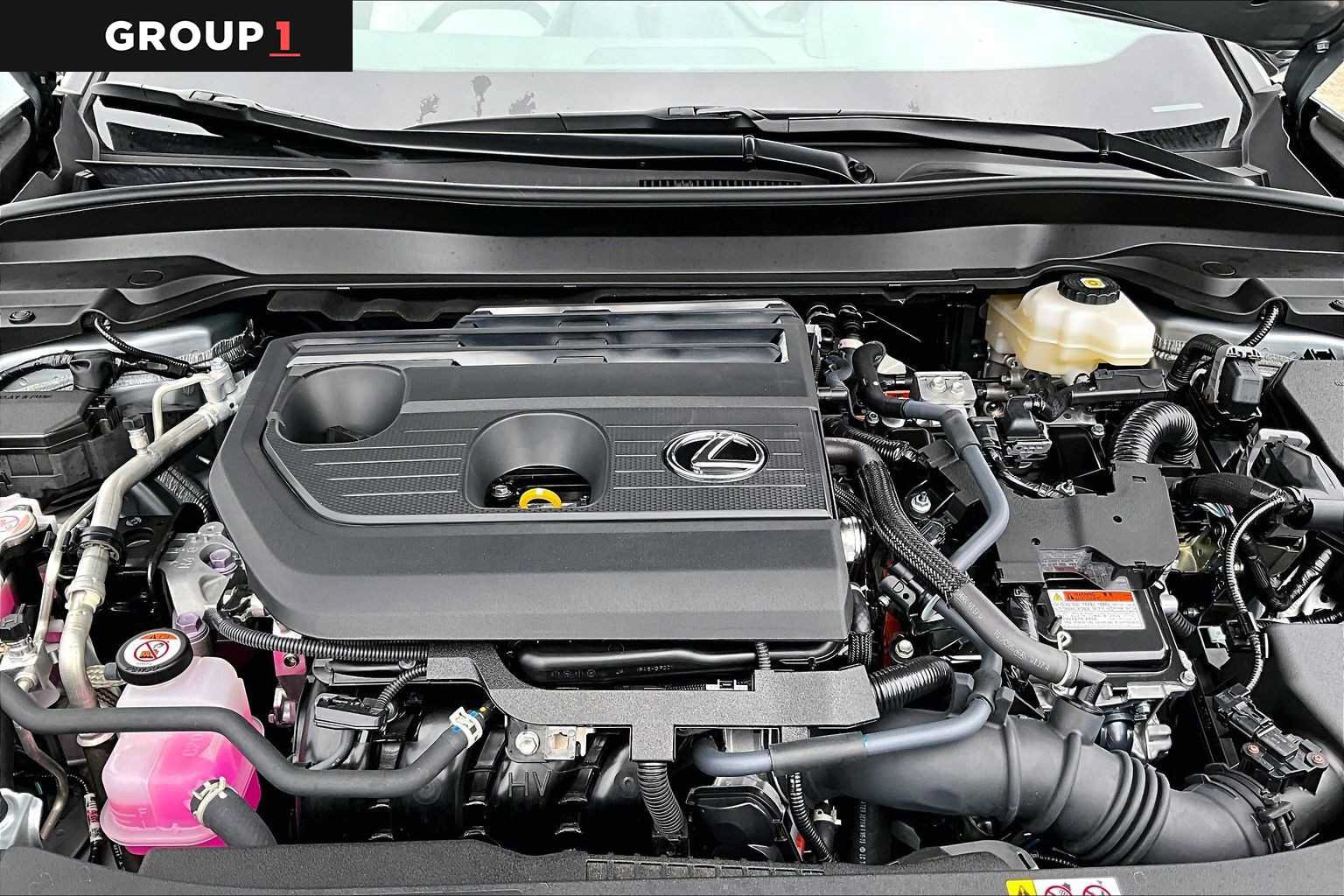 Certified 2025 Lexus UX 300h FWD w/ Accessory Package (Z1) image 29