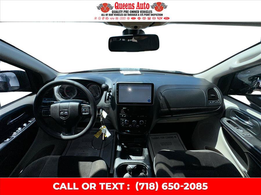 Used 2019 Dodge Grand Caravan SE FWD image 33