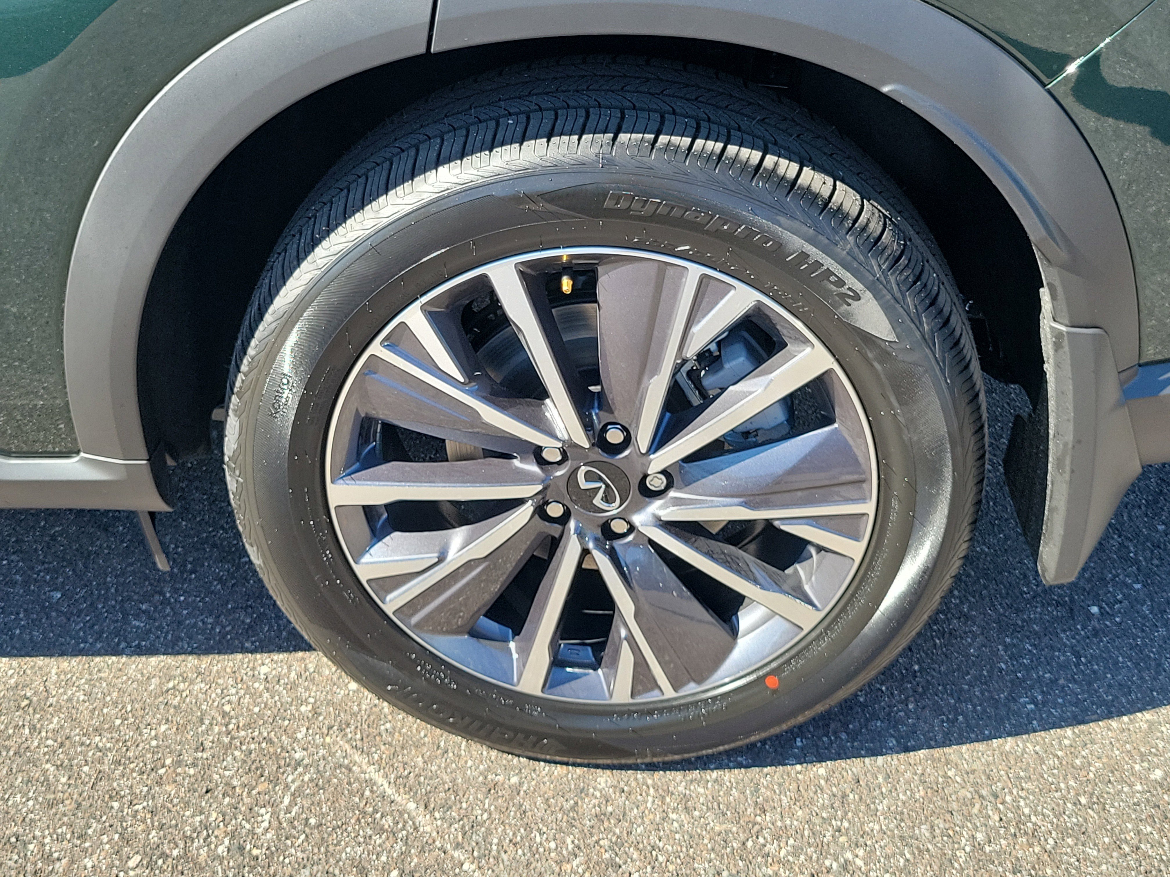 New 2026 INFINITI QX60 Luxe w/ Family Package image 5