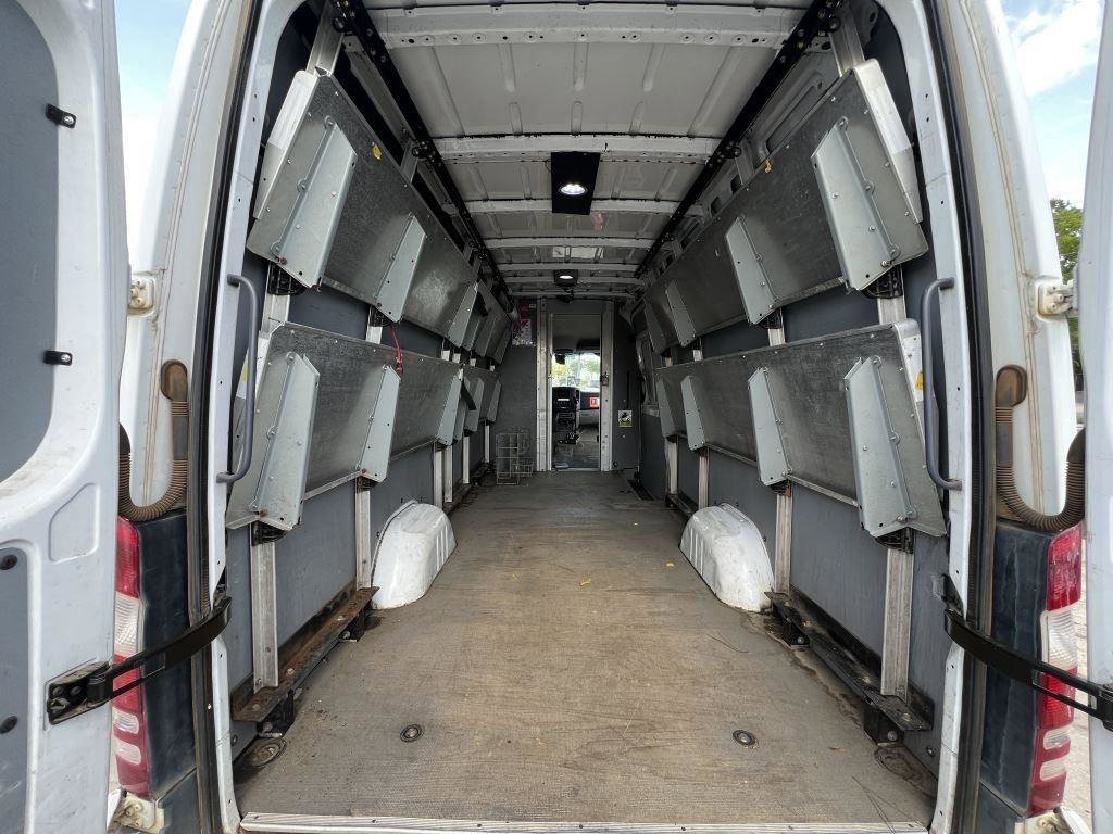 Used 2012 Mercedes-Benz Sprinter 2500 image 8