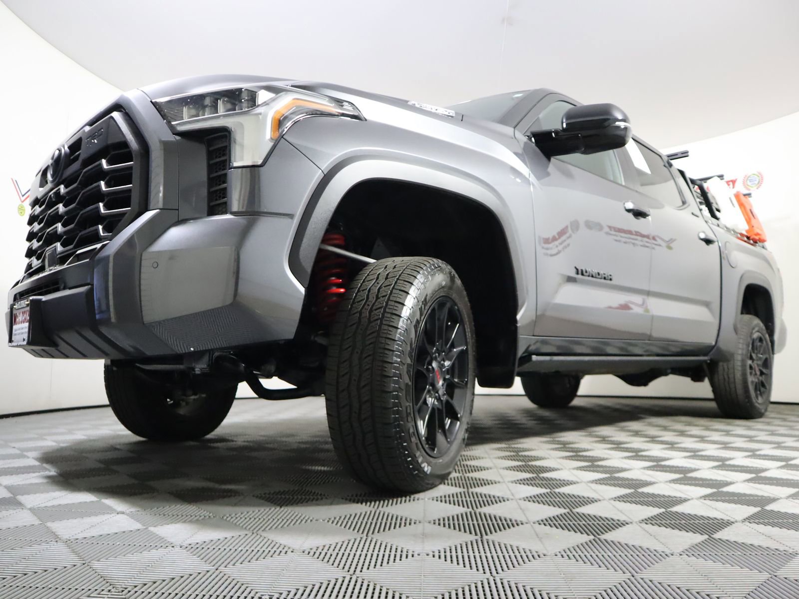 Used 2025 Toyota Tundra Limited image 33