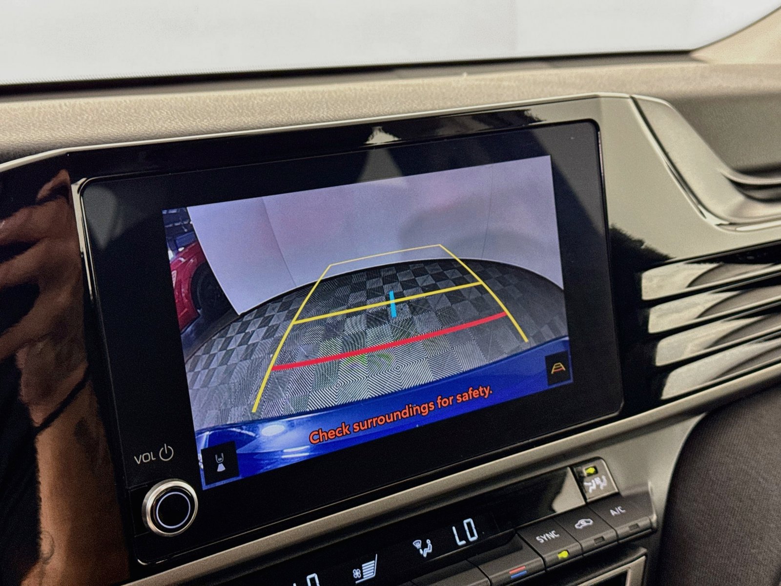 Used 2025 Toyota Camry LE FWD image 10