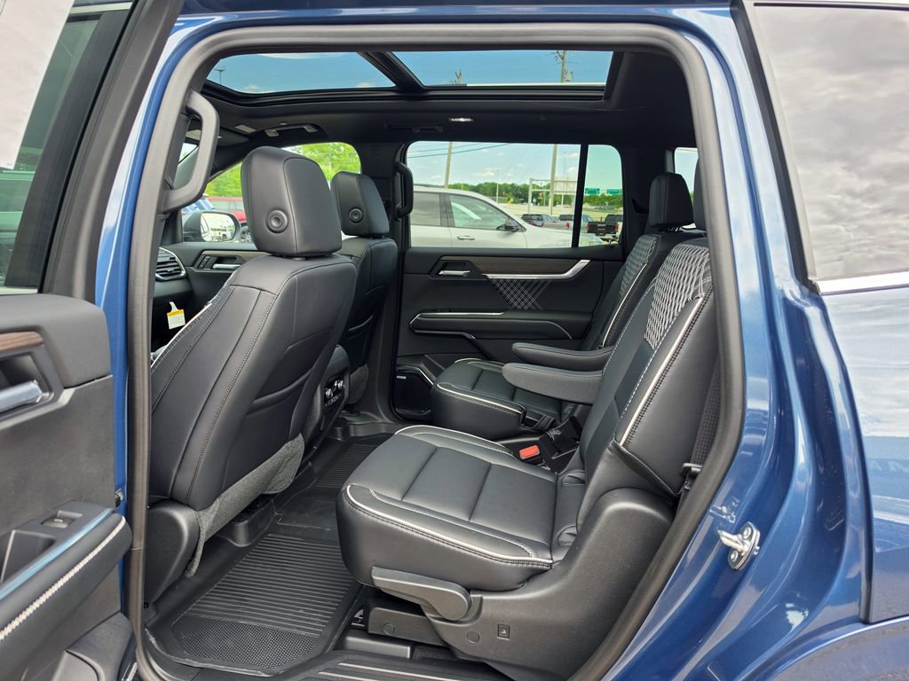 New 2026 GMC Acadia Denali w/ Super Cruise Package FWD image 13