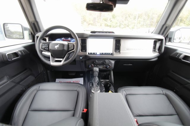 New 2025 Ford Bronco Outer Banks w/ Sasquatch Package image 4