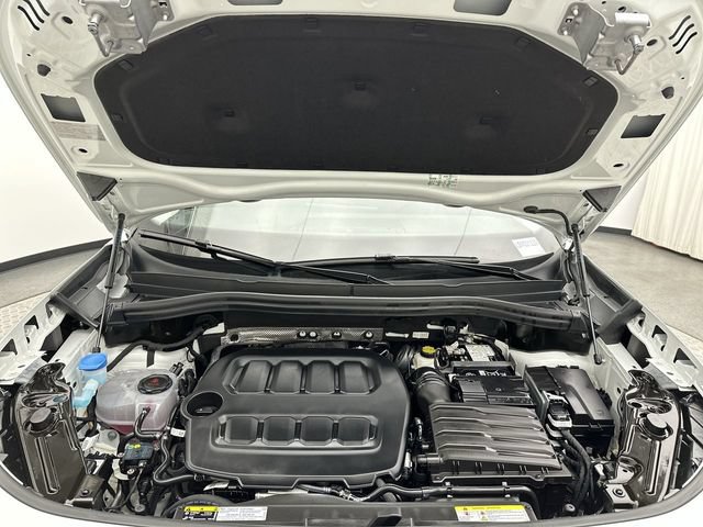 Certified 2025 Volkswagen Tiguan SE AWD/4WD image 26