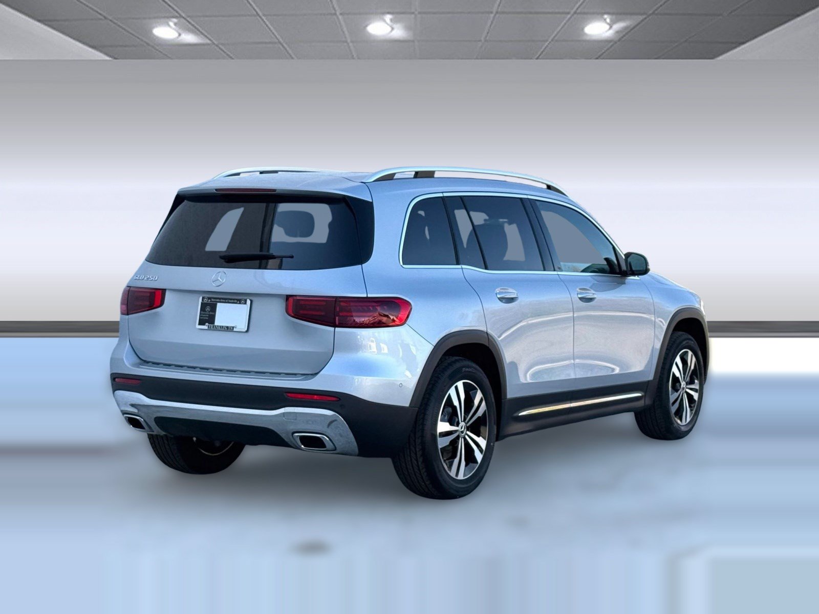 Used 2026 Mercedes-Benz GLB 250 image 9