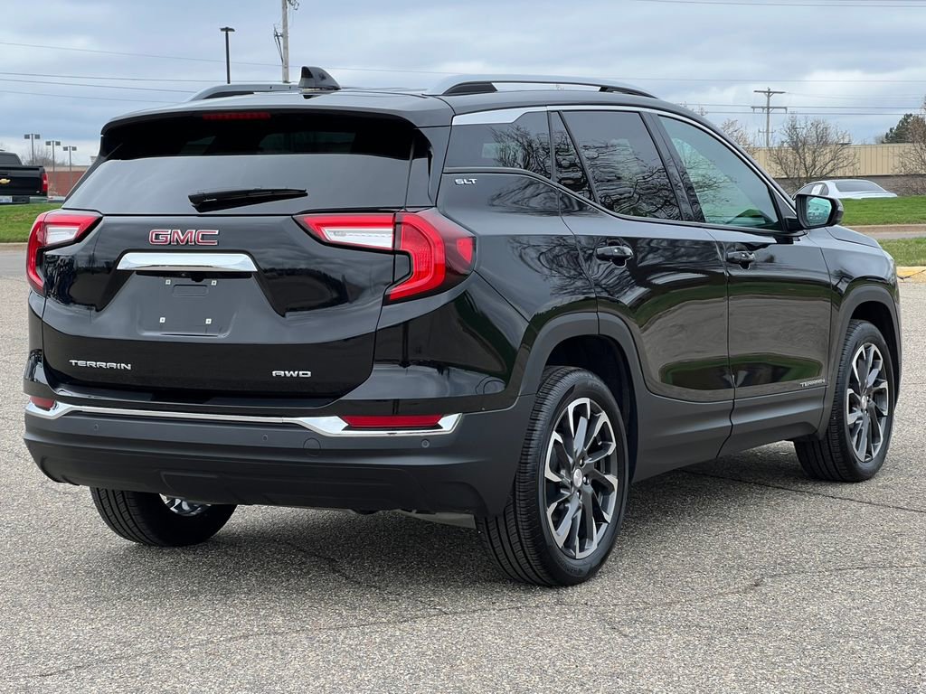 Certified 2024 GMC Terrain SLT w/ Infotainment Package II image 46