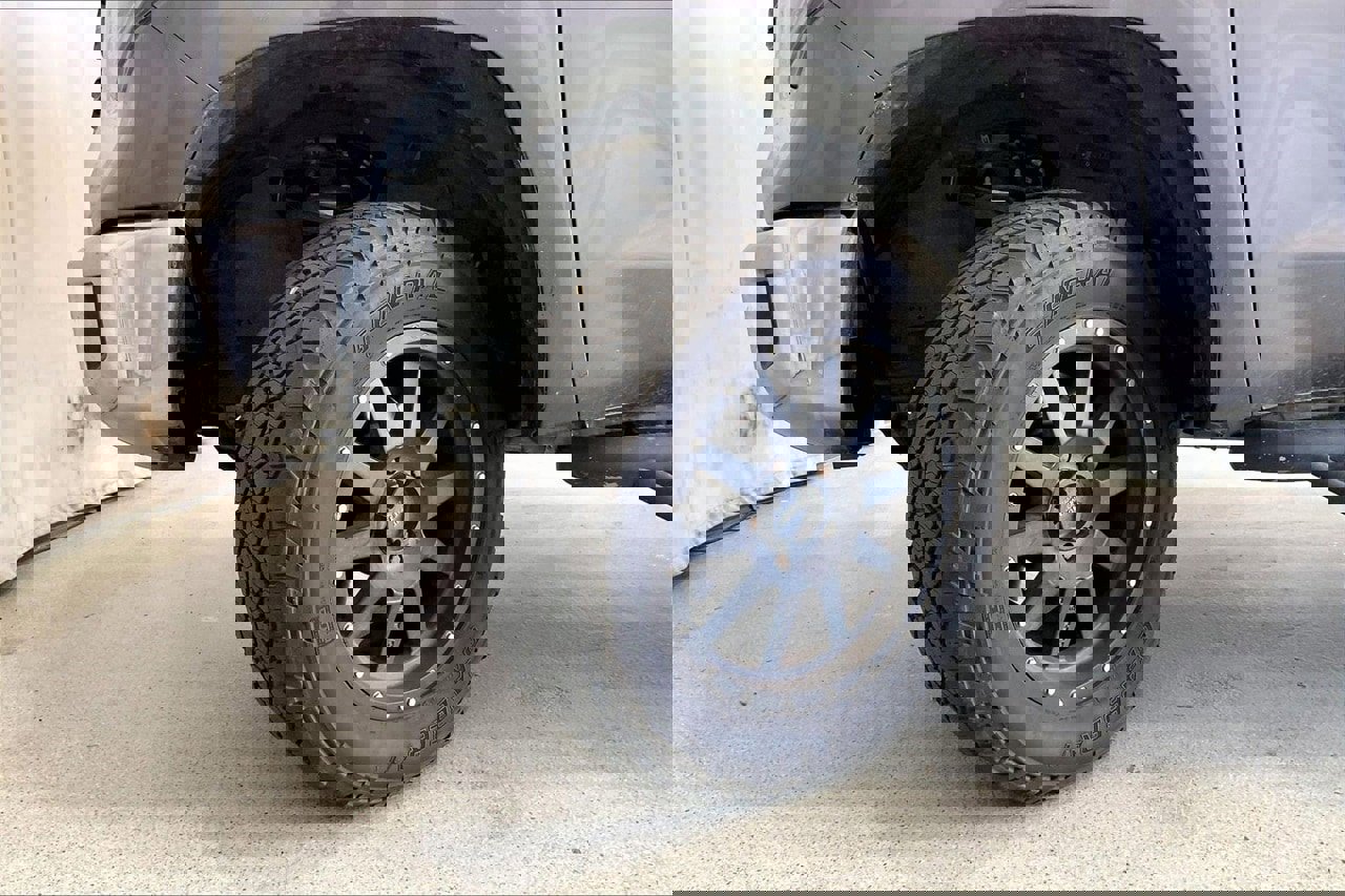 Used 2020 Toyota Tundra SR5 w/ SR5 Upgrade Package image 20