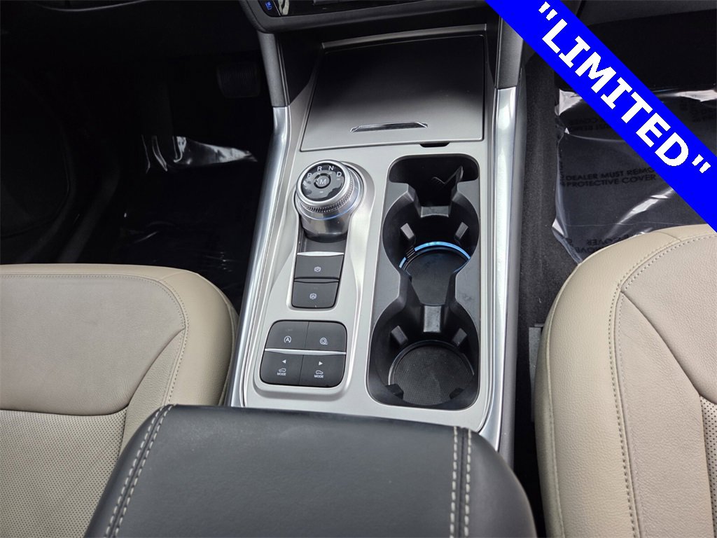 Used 2020 Ford Explorer Limited w/ Class III Trailer Tow Package image 17