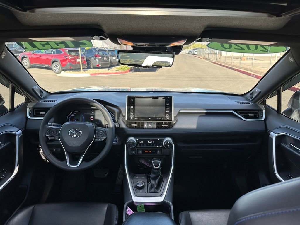 Used 2020 Toyota RAV4 XSE image 19